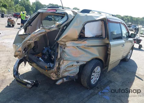 2011 Kia Sedona Lx from USA, damaged, VIN KNDMG4C74B6402147